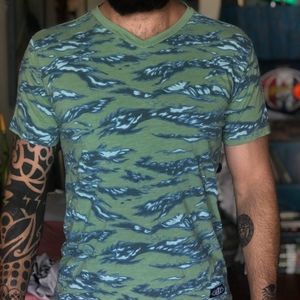 Funky BROOKLYN CLOTH MFG. CO Tee Size L